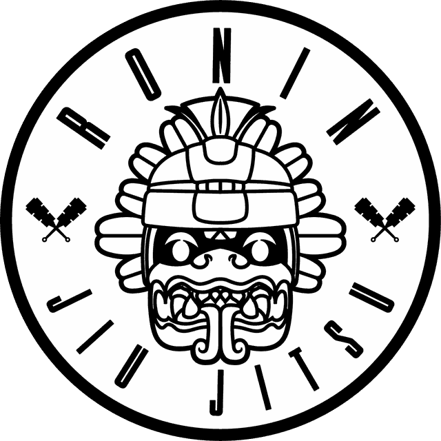 Logo de Ronin Jiu Jitsu: máscara azteca y macuahuitl.